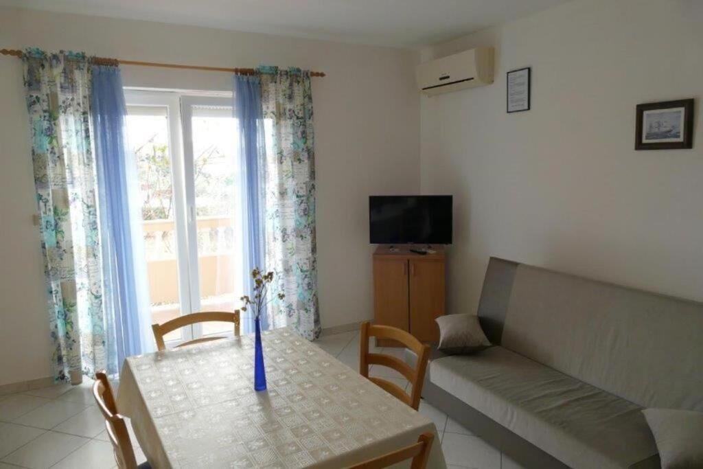 Apartments Jasmin Barbat na Rabu Exterior photo